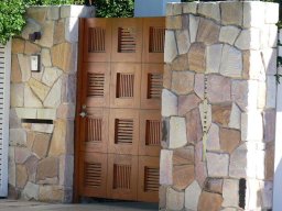custom-gates-4